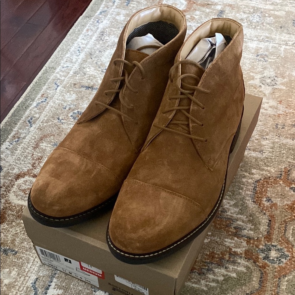 Men’s New Bostonian Commonwealth Suede boots.